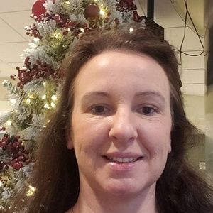 Meet your Posher, Debra